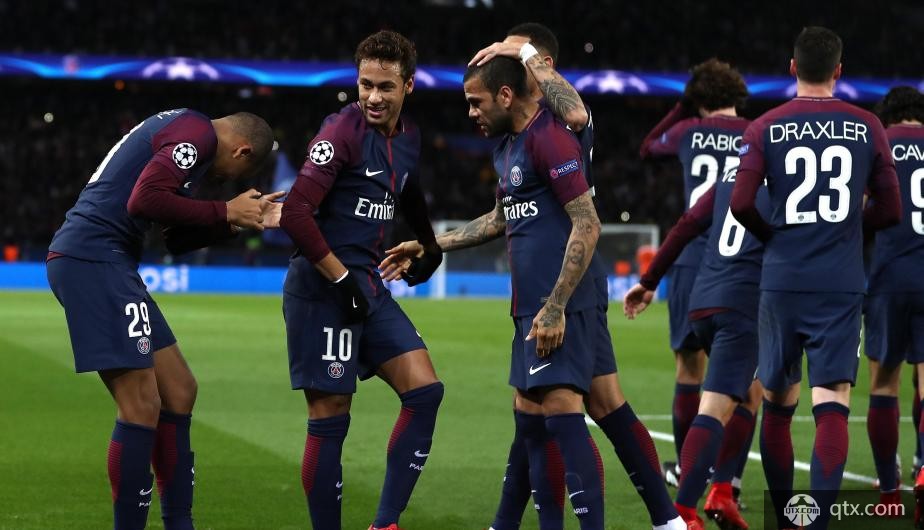 湖人因未签下小卡幸免于难，其舅舅谈判手腕胜过詹姆斯和富保罗